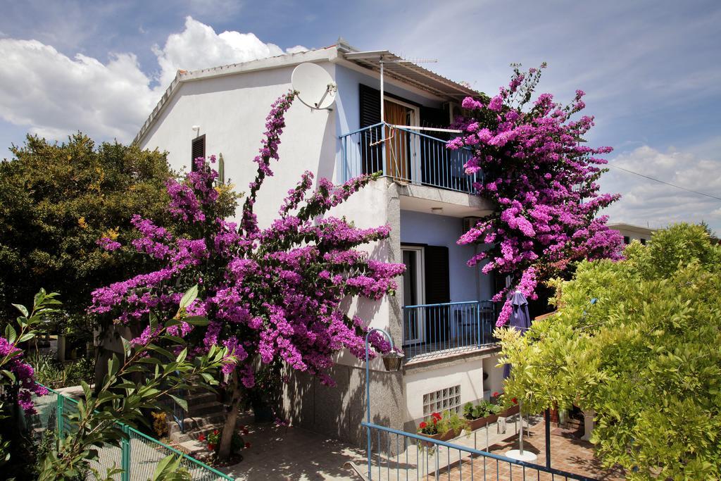 Apartments Irena Trogir Zewnętrze zdjęcie