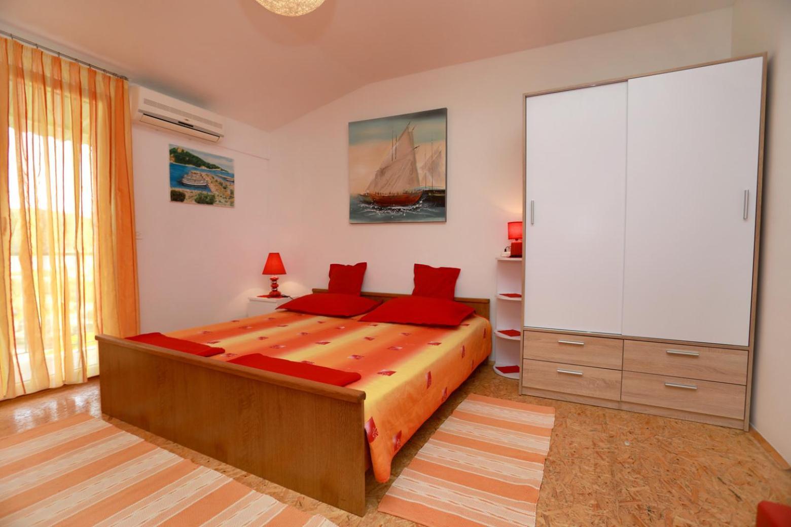 Apartments Irena Trogir Zewnętrze zdjęcie