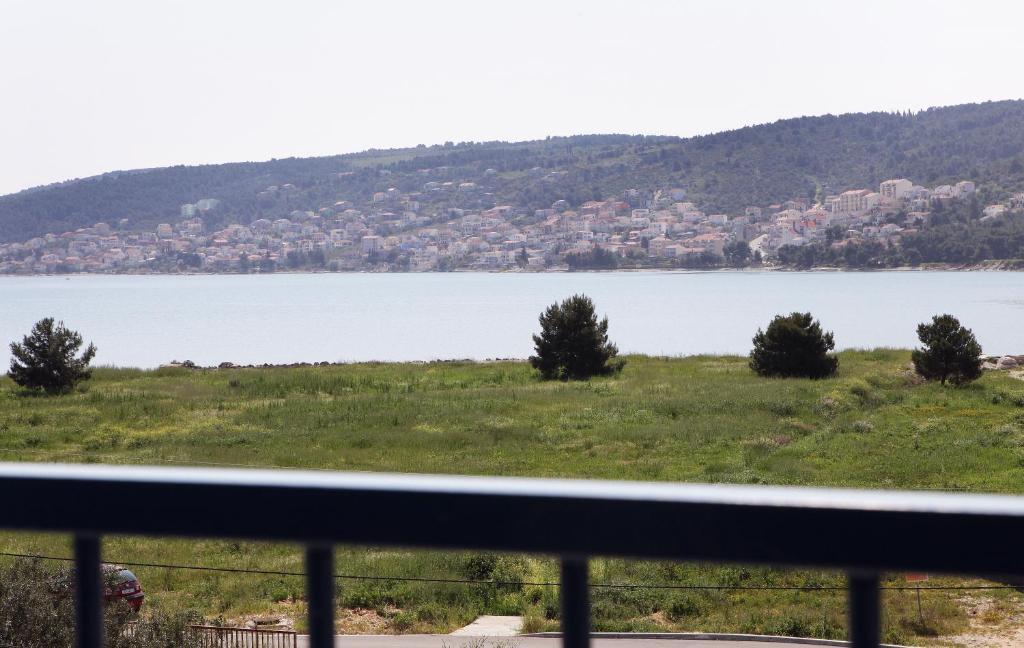 Apartments Irena Trogir Zewnętrze zdjęcie