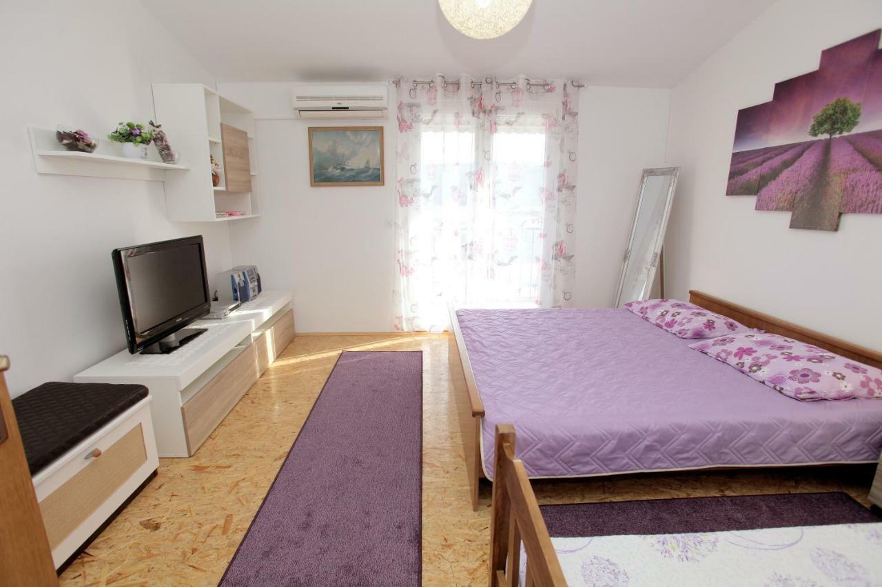 Apartments Irena Trogir Zewnętrze zdjęcie